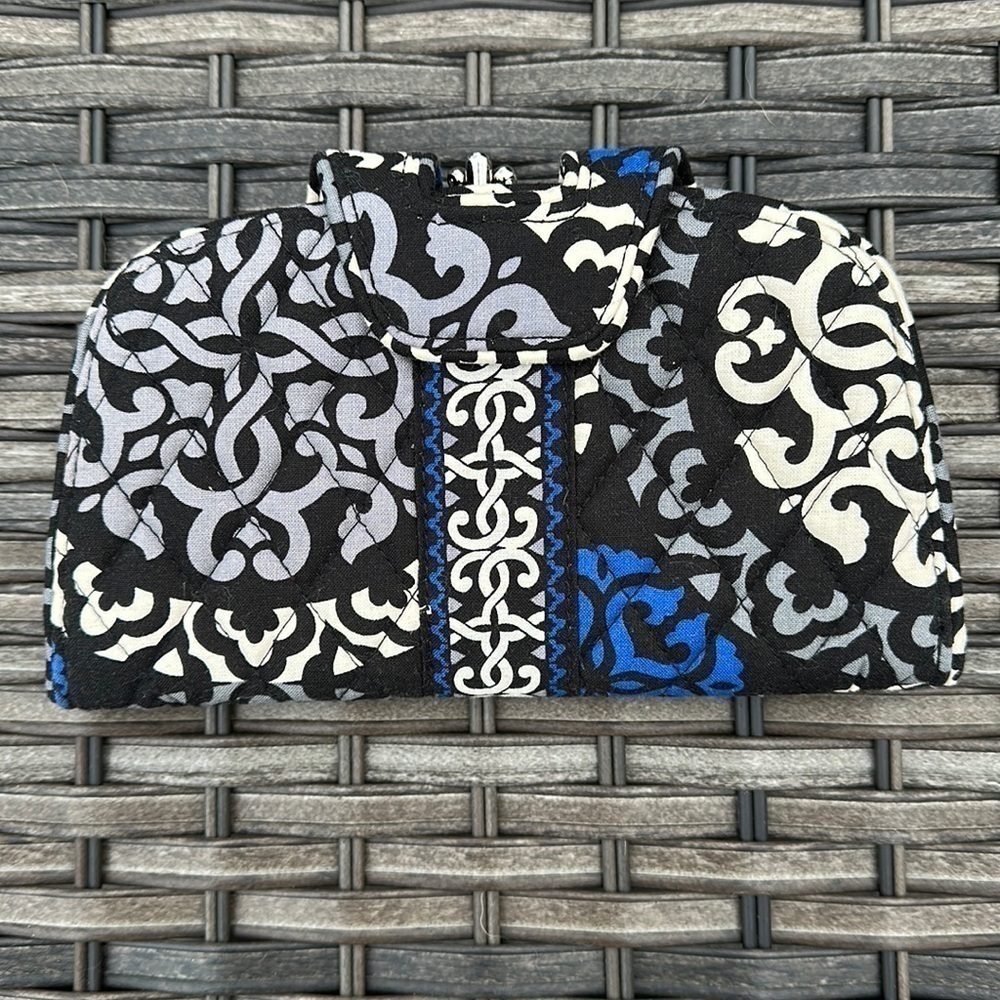 Vera Bradley Kiss ‘n Snap Wallet - Canterberry Cobalt